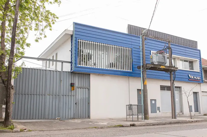 Fachada de la planta de Viomar
